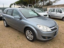 Grigio Usata 2008 Opel Astra Tre volumi | 1800 € (Ottimo prezzo)