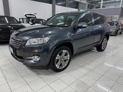 Grigio Usata 2012 Toyota RAV4 Executive SUV | 5700 € (Buon prezzo)