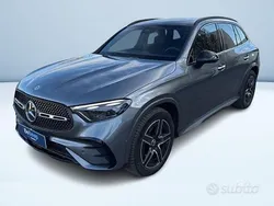 Grigio Usata 2023 Mercedes GLC200 Premium SUV | 58.500 € (Buon prezzo)