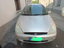 Usata 2000 Ford Focus Ambiente Station wagon | 650 € (Cara)