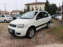 Bianco Usata 2009 Fiat Panda Climbing Tre volumi | 4500 € (Buon prezzo)