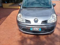 Usata 2008 Renault Modus Monovolume | 3200 € (Buon prezzo)