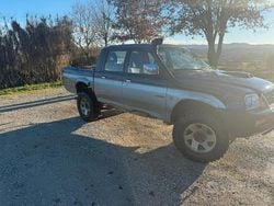 Blu Usata 2004 Mitsubishi L200 Pick-up | 4500 €