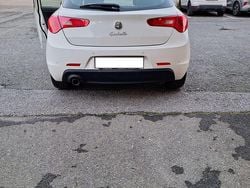 Bianco Usata 2013 Alfa Romeo Giulietta Tre volumi | 4900 € (Ottimo prezzo)