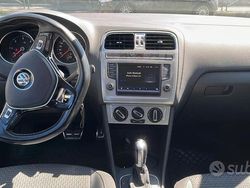 Nero Usata 2017 VW Polo Cross Due volumi | 13.700 €