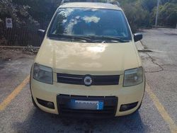 Giallo Usata 2008 Fiat Panda Tre volumi | 2000 €