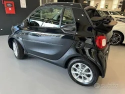 Nero Usata 2018 Smart ForTwo Cabrio Passion Cabrio | 15.990 € (Ottimo prezzo)