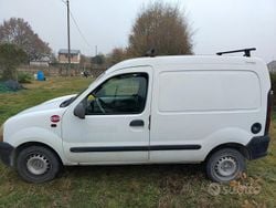 Usata 2001 Renault Kangoo Monovolume | 500 €