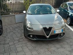 Grigio Usata 2018 Alfa Romeo Giulietta Tre volumi | 11.300 € (Buon prezzo)