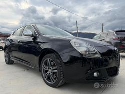 Nero Usata 2015 Alfa Romeo Giulietta Distinctive Tre volumi | 8000 € (Buon prezzo)
