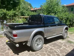 Usata 2004 Mitsubishi L200 Pick-up | 9000 € (Ottimo prezzo)