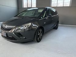 Grigio Usata 2015 Opel Zafira Tourer Cosmo Monovolume | 7900 € (Buon prezzo)