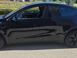 Nero Usata 2024 Tesla Model Y RWD SUV | 33.800 € (Ottimo prezzo)