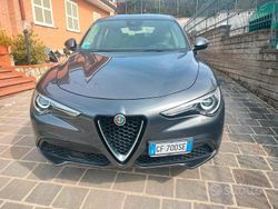 Grigio Usata 2021 Alfa Romeo Stelvio Business SUV | 26.000 € (Buon prezzo)