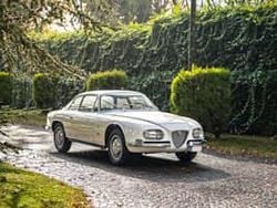 Bianco Usata 1967 Alfa Romeo 2600 Sprint Coupé | 238.000 €