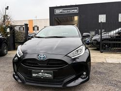 Nero Usata 2021 Toyota Yaris Hybrid Lounge Tre volumi | 15.999 € (Buon prezzo)
