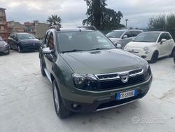 Verde Usata 2013 Dacia Duster Lauréate SUV | 6990 € (Buon prezzo)
