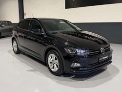 Nero Usata 2019 VW Polo Comfortline Tre volumi | 12.200 € (Buon prezzo)