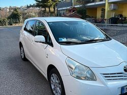Bianco Usata 2012 Toyota Verso Monovolume | 5000 € (Ottimo prezzo)