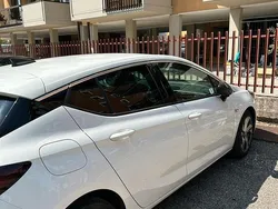 Usata 2016 Opel Astra Innovation Tre volumi | 9950 € (Buon prezzo)
