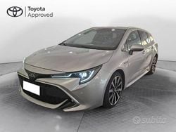 Silver met Usata 2019 Toyota Corolla Lounge Station wagon | 19.500 € (Cara)