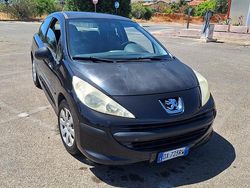 Nero Usata 2009 Peugeot 207 Due volumi | 3000 €