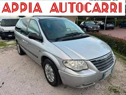 Argento Usata 2007 Chrysler Voyager Monovolume | 2900 € (Ottimo prezzo)