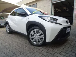 Pastello bianco Usata 2024 Toyota Aygo Active Due volumi | 16.200 € (Buon prezzo)