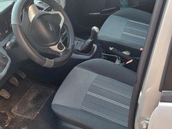 Grigio Usata 2009 Ford Fiesta Due volumi | 4000 € (Buon prezzo)