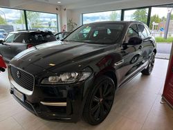 Nero Usata 2016 Jaguar F-Pace R-Sport SUV | 15.900 € (Buon prezzo)