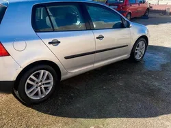 Usata 2005 VW Golf V Tre volumi | 1000 € (Super prezzo)