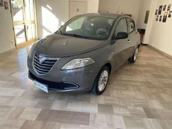 Grigio Usata 2014 Lancia Ypsilon Silver Due volumi | 6700 € (Buon prezzo)