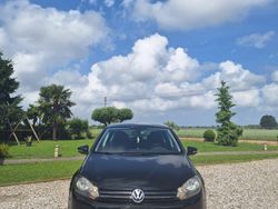 Nero Usata 2010 VW Golf VI Tre volumi | 6000 € (Molto cara)