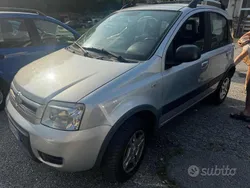 Usata 2010 Fiat Panda 4x4 Due volumi | 5200 € (Buon prezzo)
