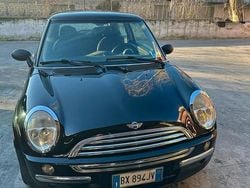 Usata 2002 Mini Cooper Due volumi | 1850 €