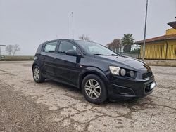 Nero Usata 2011 Chevrolet Aveo Due volumi | 2900 € (Buon prezzo)