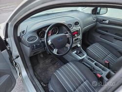 Grigio Usata 2010 Ford Focus Station wagon | 3300 € (Buon prezzo)