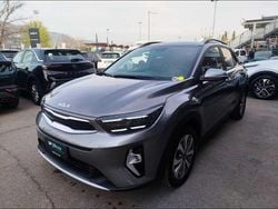 Grigio Usata 2024 Kia Stonic Style SUV | 15.900 € (Buon prezzo)