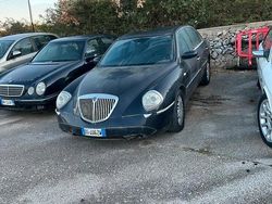 Usata 2007 Lancia Thesis Tre volumi | 500 €