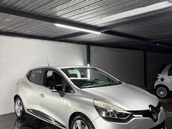 Grigio Usata 2013 Renault Clio IV Tre volumi | 4990 € (Ottimo prezzo)