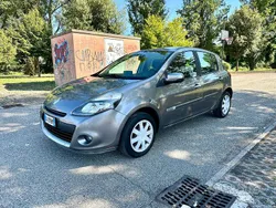 Usata 2010 Renault Clio II Tre volumi | 2450 € (Buon prezzo)
