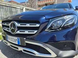 Blu/azzurro Usata 2018 Mercedes E220 All-Terrain Station wagon | 25.500 €