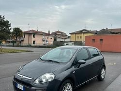 Grigio Usata 2011 Fiat Punto Evo Due volumi | 3350 € (Ottimo prezzo)