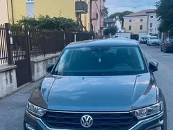 Grigio Usata 2020 VW T-Roc Business+ SUV | 24.500 € (Cara)