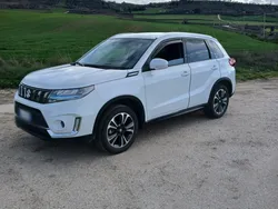 Bianco Usata 2022 Suzuki Vitara SUV | 17.300 € (Ottimo prezzo)