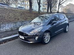 Grigio Usata 2018 Ford Fiesta Titanium Due volumi | 8900 € (Buon prezzo)
