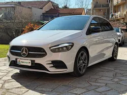 Mercedes B200