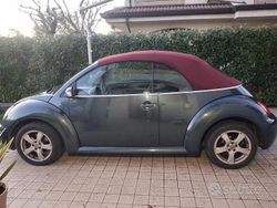 Verde Usata 2004 VW Beetle | 4399 € (Molto cara)