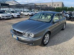 Grigio Usata 2002 Jaguar X-type Executive Tre volumi | 5900 € (Buon prezzo)