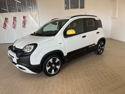 Bianco gelato Usata 2025 Fiat Panda Cross Cross Due volumi | 14.500 € (Buon prezzo)